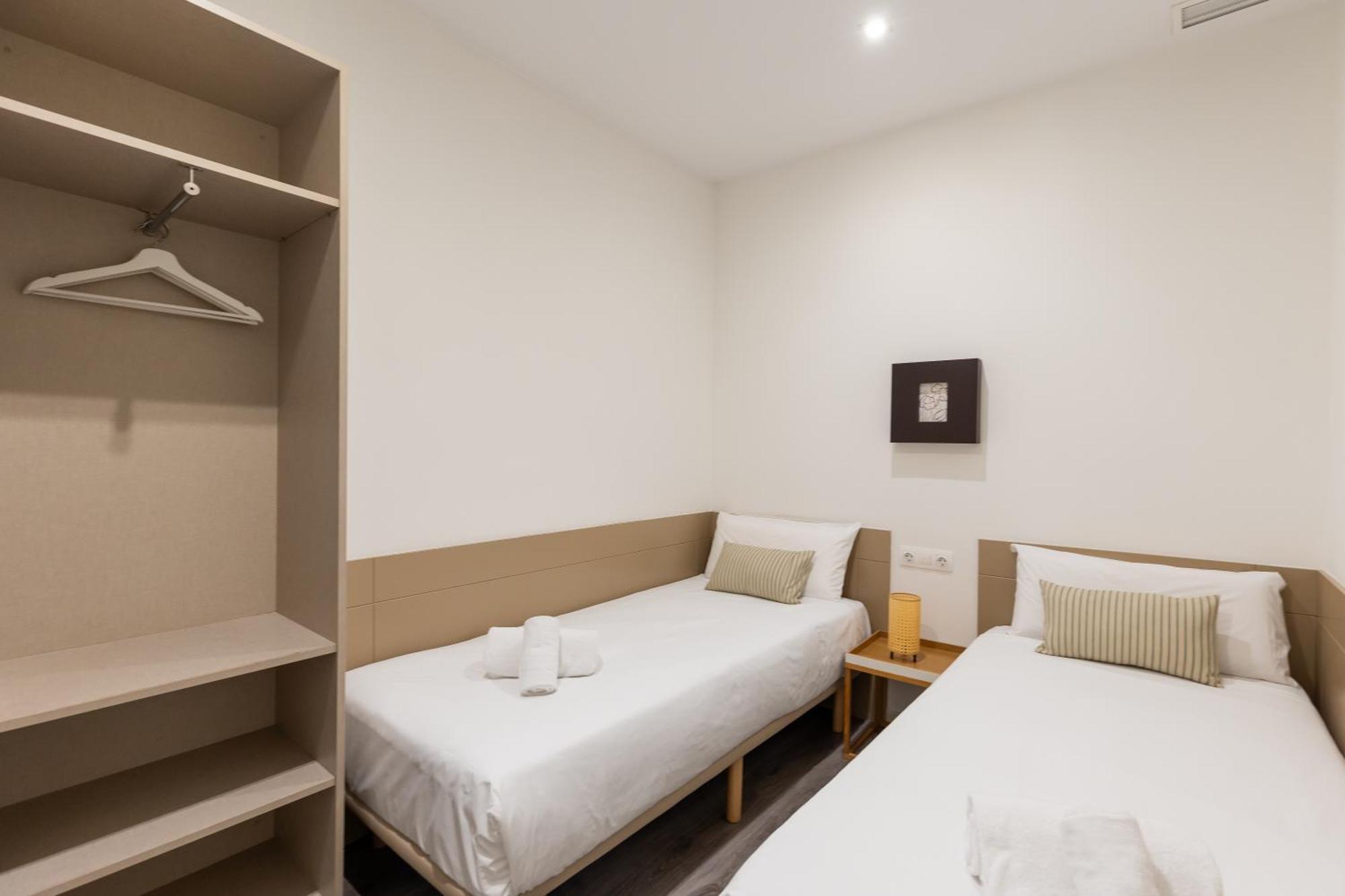 Deco Apartments Barcelona-Sants المظهر الخارجي الصورة